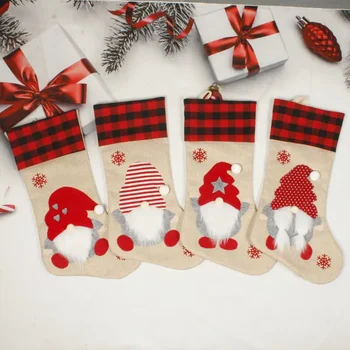 Коледни чорапи безликого Дядо Коледа, чорапи с шоколадови бонбони, облекло за сцена на Коледното коледната елха, за подарък, детски гамаши